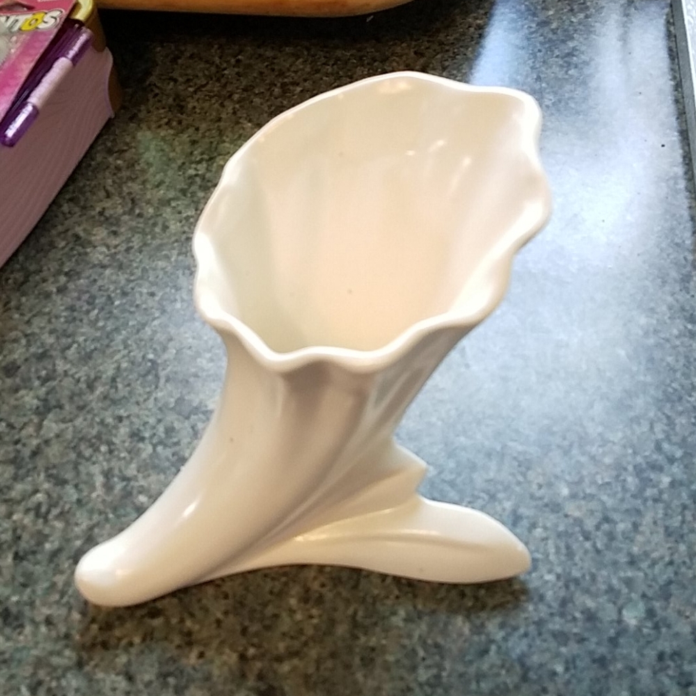 Horn of Plenty Red Wing USA Vintage